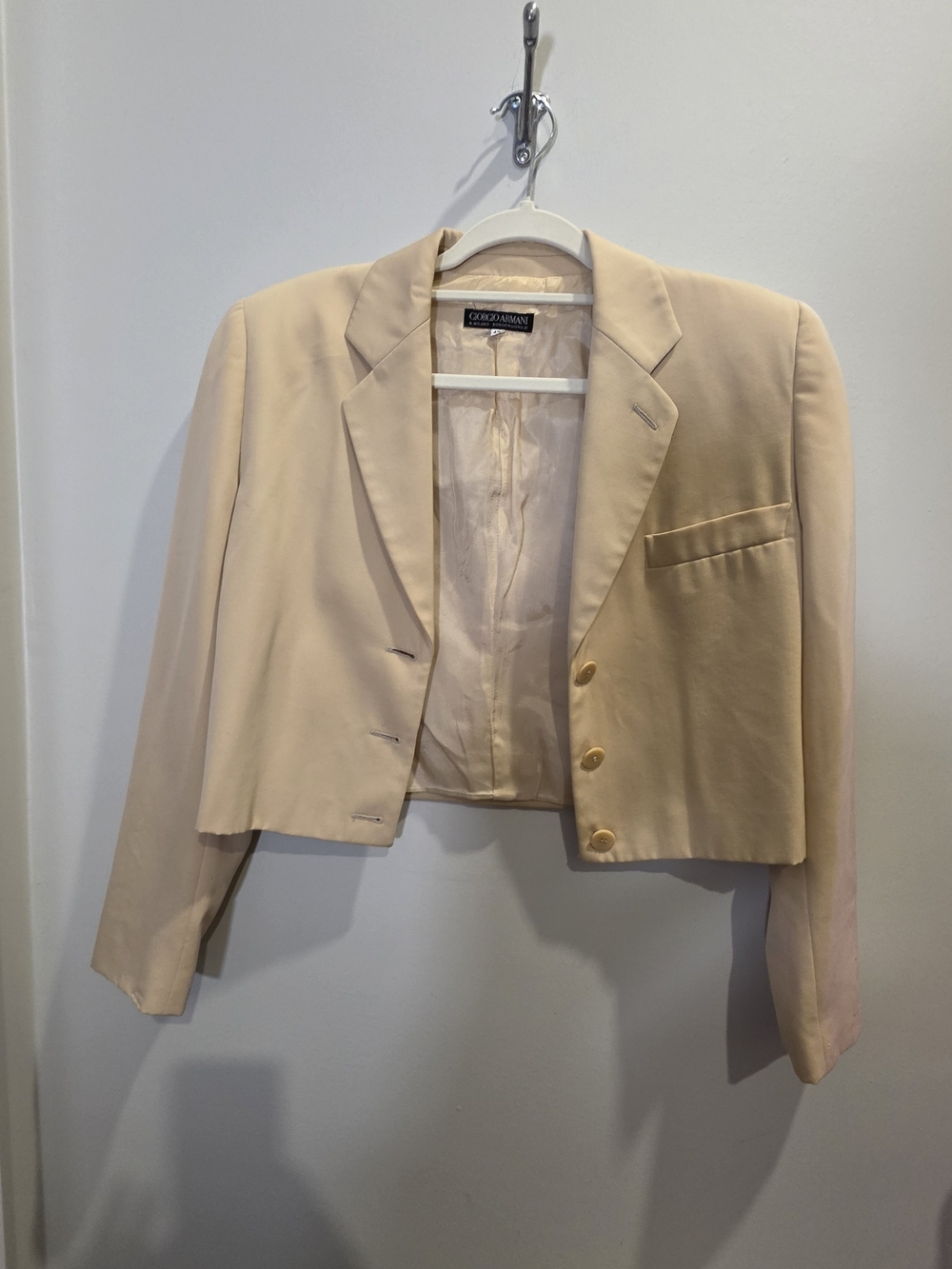 Giorgio Armani Women's Cream Cropped Blazer